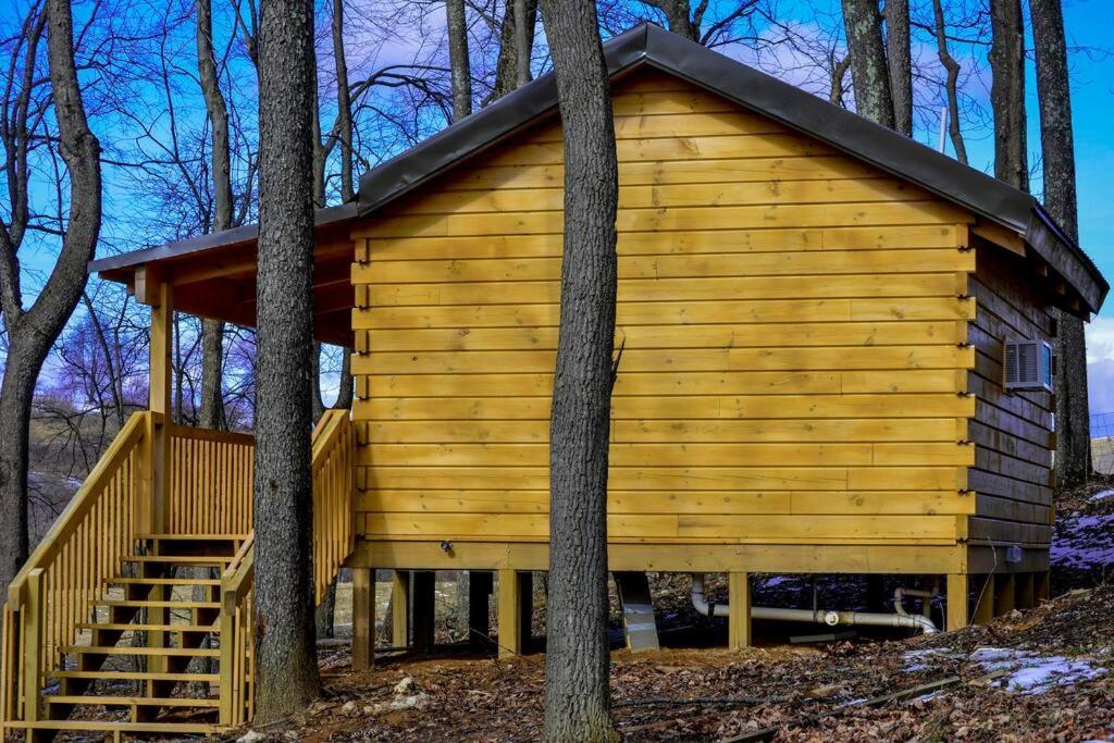 Foxtail Orchards - The Iron Horse Villa Tazewell Exterior photo